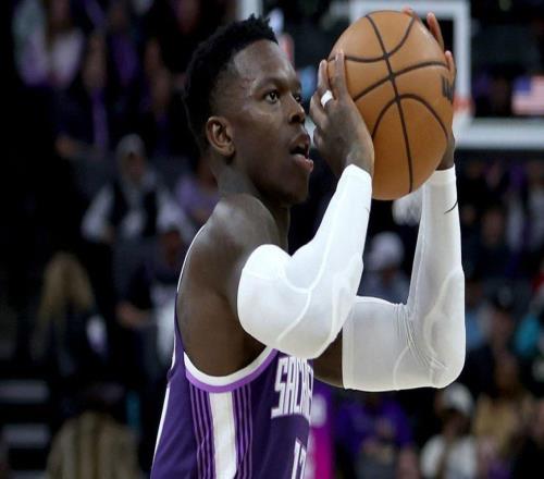 名垂青史，騎士丹尼斯施羅德生涯第8次交易，刷新NBA歷史紀錄