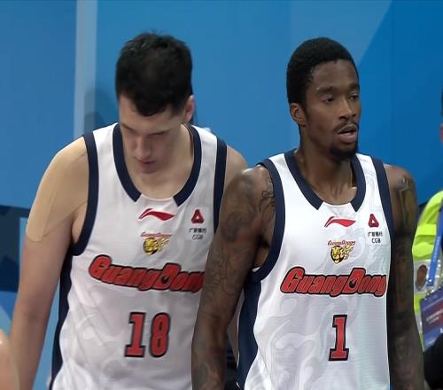 最新消息！吉倫沃特有望回歸廣東隊(duì)，朱芳雨將裁掉薩林杰