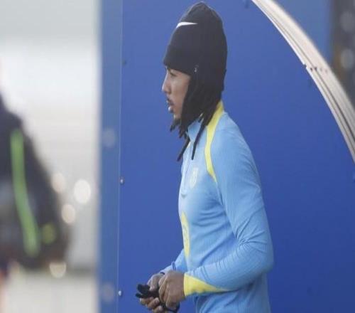 世體：孔德今天正常參加了巴薩的訓(xùn)練，拉菲尼亞缺席