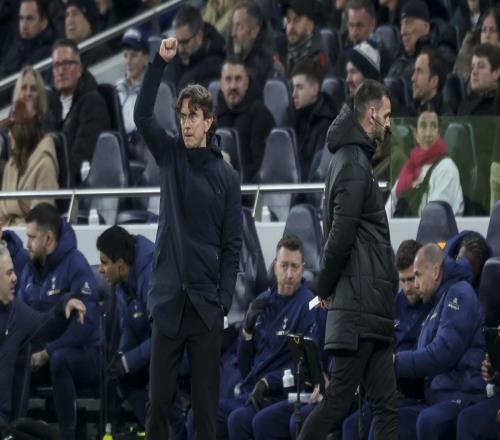 自波叔以來，弗蘭克是單賽季英超對曼城拿分最多的熱刺主帥