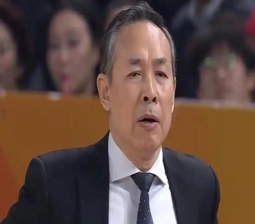 北京惜敗青島最后2分鐘：杰曼登場(chǎng)犯錯(cuò)，3將4次錯(cuò)失絕平絕殺良機(jī)