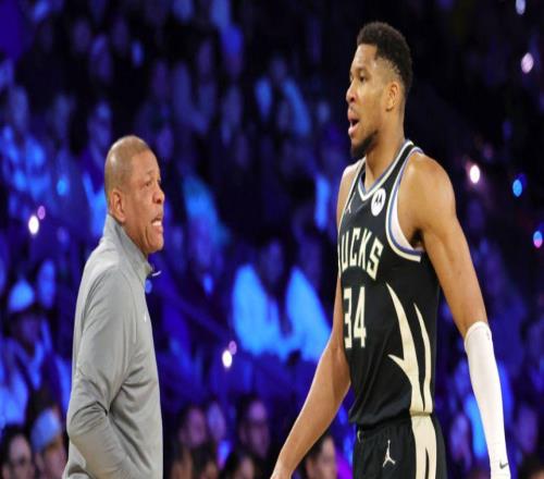 里弗斯回應(yīng)字母流言：他說想留在雄鹿作為主帥我只能以此為依據(jù)