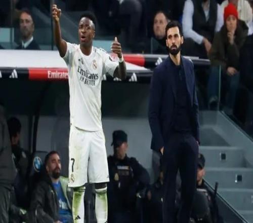 馬卡：阿韋洛亞執(zhí)教后維尼修斯已連續(xù)打滿6場，上次還是3年前