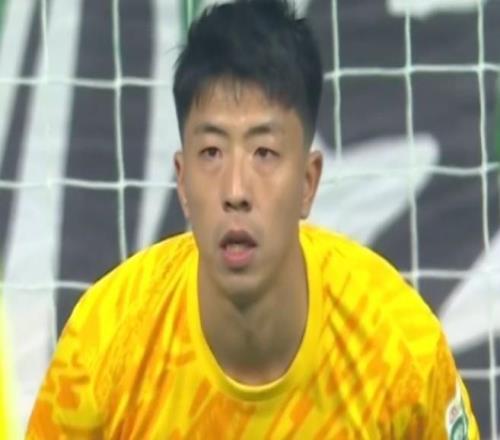 上賽季還在中超首發(fā)29場，博主：梅州客家28歲門將郭全博退役