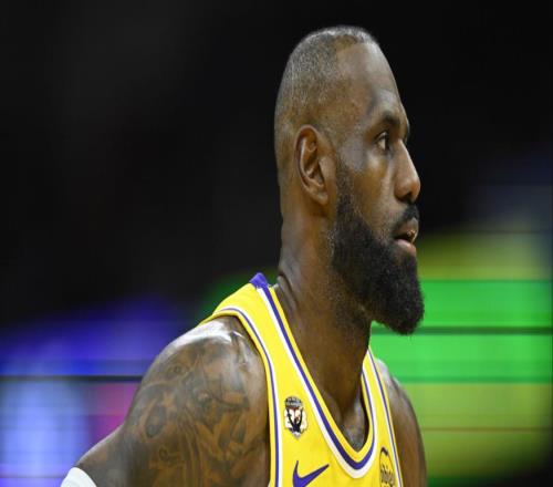 對(duì)手：詹姆斯為NBA做出巨大貢獻(xiàn)！他20年來都非常猛！