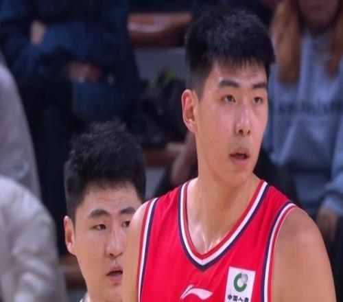 下一站國家隊徐昕離開廣東場均10.5分7.7板2.2帽入選全明星