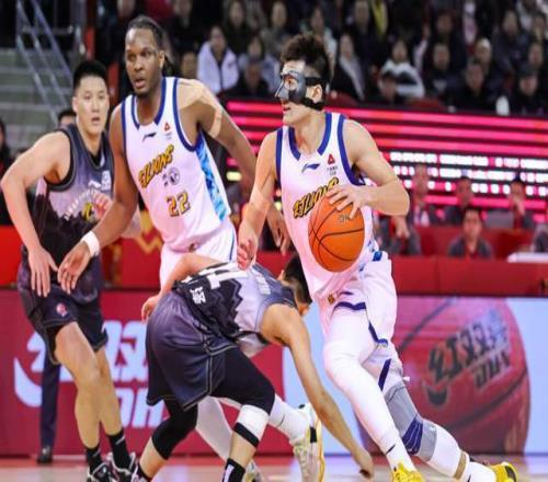 CBA最新排名！廣廈爆冷輸球第1不穩(wěn)，上海雙喜臨門(mén)，黑馬卷土重來(lái)