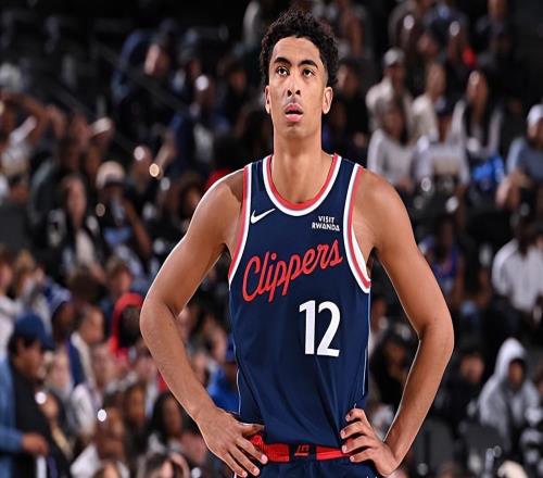 有能力起到更重要的角色！快船后場新星的進步還是非常明顯的