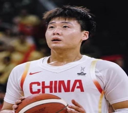 趙睿就“情緒化回復(fù)球迷評論”致歉：無論比賽輸贏都不應(yīng)當將情緒發(fā)泄在球迷朋友身上