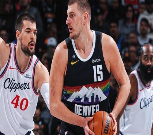 31分+56分+34分！歷史首人！這就是他能拿5年2.7億頂薪美金的原因