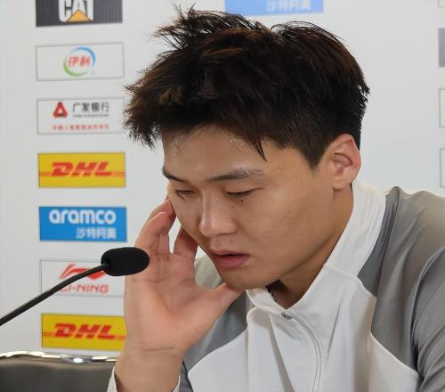 5消息！廣廈輸球仍鎖定榜首，京媒替趙睿洗白，全明星陣容惹爭議