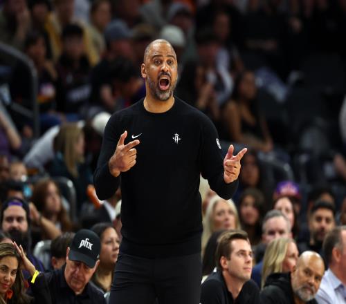 火箭對陣凱爾特人前瞻杰倫布朗近期勁爆的狀態(tài)烏度卡如何應(yīng)對