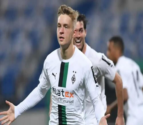 DO：達(dá)成協(xié)議，諾丁漢森林將簽下門興左后衛(wèi)盧卡內(nèi)茨