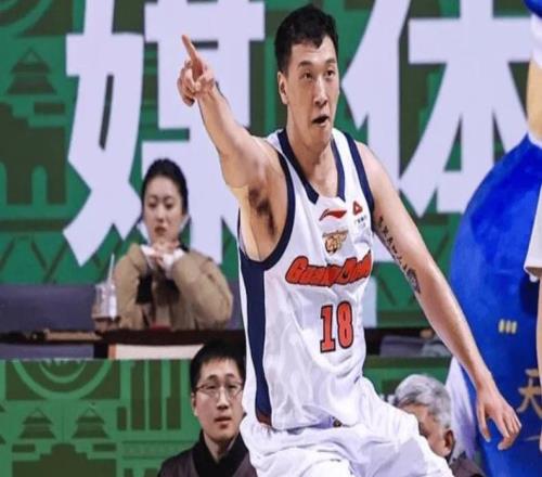 廣東8494不敵上海球員評(píng)價(jià)：薩姆納優(yōu)秀，胡明軒及格，9人低迷