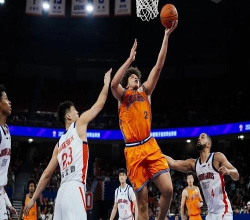 上海男籃，有望登頂