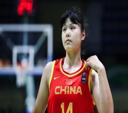 逆流而上！中國女籃組張子宇+劉禹彤重型雙塔宮魯鳴還沒吸取教訓(xùn)