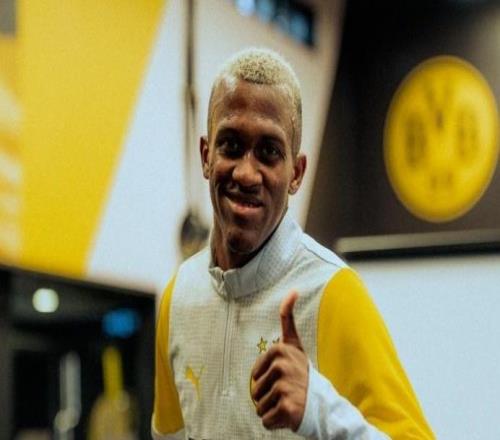 黑店買(mǎi)新人！多特挖來(lái)17歲天才指揮官，主管直言他是南美最佳