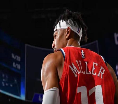 米勒高效發(fā)揮助快船大勝太陽近12場多項(xiàng)數(shù)據(jù)亮眼球隊(duì)?wèi)?zhàn)績彪炳