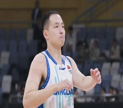 真不值頂薪，CBA開賽至今令人失望的4位球星