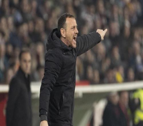 阿爾瓦塞特主帥：球隊(duì)目前信心爆棚，我們會(huì)擊敗巴薩創(chuàng)造歷史