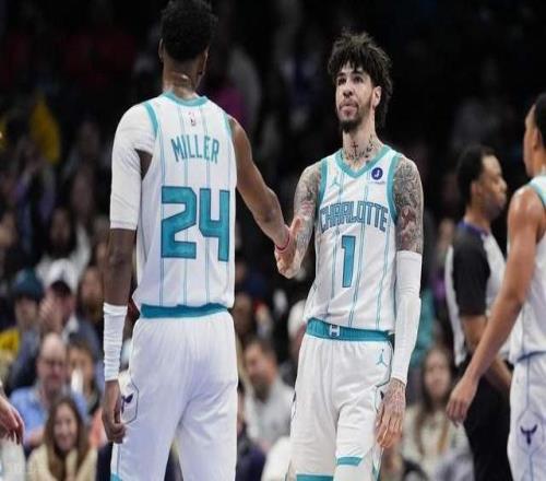 大逆襲！魚(yú)腩22分大逆轉(zhuǎn)：全場(chǎng)狂歡慶祝，時(shí)隔26年再迎7連勝