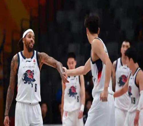 輕敵慢熱埋禍根，外援空砍難回天，山東男籃96比101五分惜敗天津