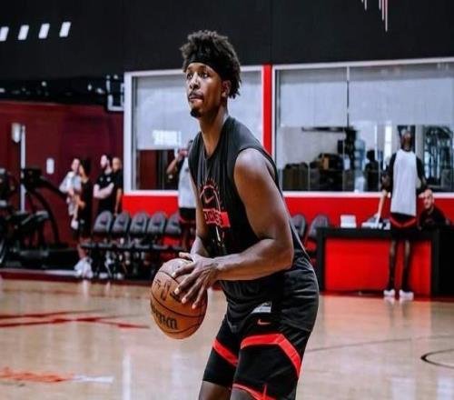 命中率百分百，火箭隊被低估鋒線8+3，值得頂替水貨烏度卡妥協(xié)了