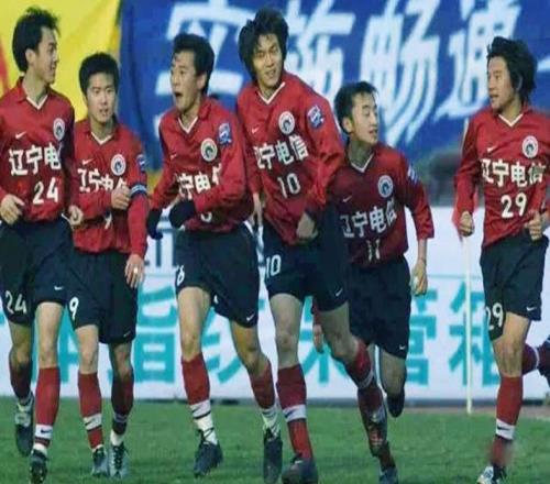 鐵人上演凱澤神話務(wù)實點進(jìn)前八！大連躲過魔咒爭冠就是個笑話