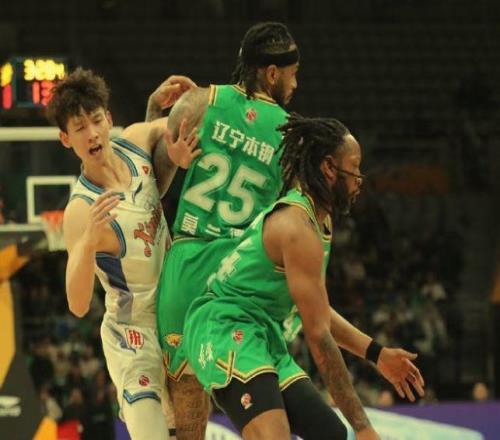 莫蘭德6分8板完美！趙繼偉2+4+3+2，亨特4分，遼籃領(lǐng)先江蘇5分