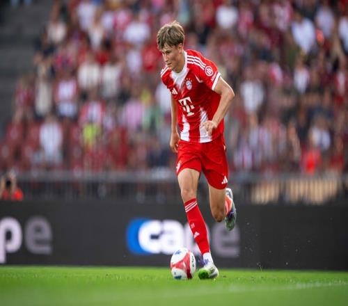 官方：拜仁二隊后衛(wèi)達爾皮亞茲租借加盟米蘭