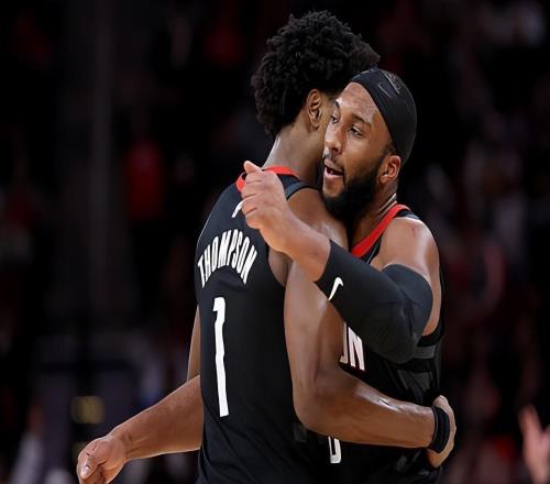 杜蘭特輪休了，結(jié)果火箭后場大閘打出了一場災(zāi)難級別的表現(xiàn)