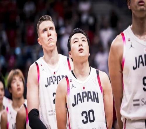 比中國男籃集訓少13天！日本世預賽窗口期15人集訓平均身高1米94