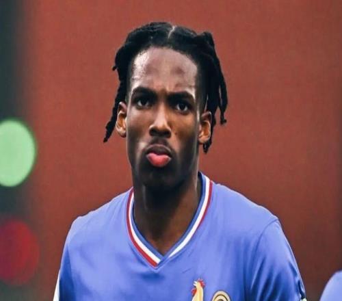 超身價三倍轉(zhuǎn)會費！利物浦“押寶”新范戴克