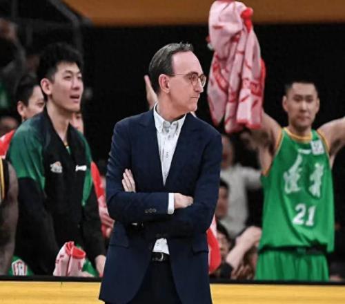 CBA第一階段最終排名：上海第1廣廈第2，山東坐6望4，遼寧掉第11