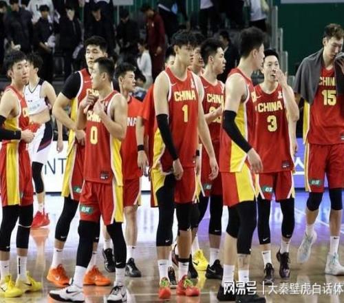 爭議！深夜23點，中國男籃變天：官宣21人大名單周琦郭昊文無緣