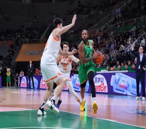 烏戈一個ATO盡顯實力，小龍1.9秒神兵天降，繼偉6分3助主宰加時