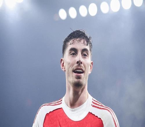 足壇一夜動態(tài)：阿森納42切爾西！巴薩21C羅愿重返曼聯(lián)遭拒絕