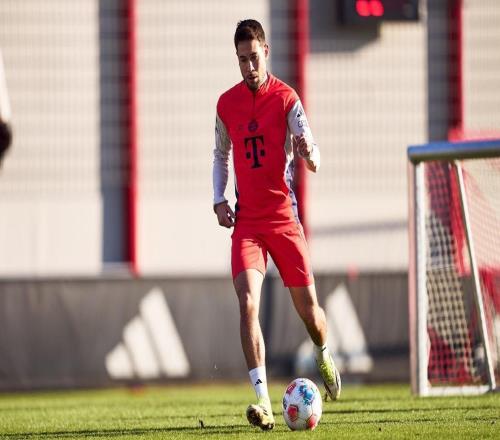 圖片報：格雷羅恢復(fù)訓(xùn)練并有機(jī)會出戰(zhàn)霍村，萊默爾尚未參加