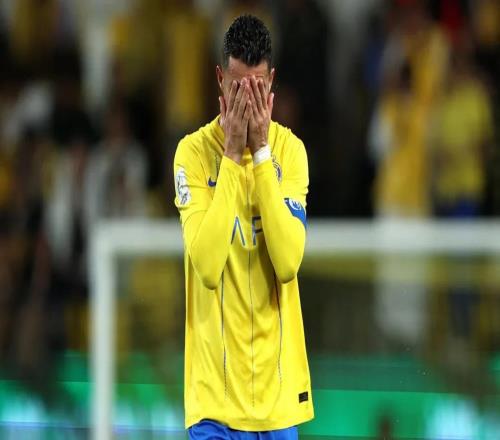 第3次罷賽逼宮，C羅考慮逃離沙特，曼聯(lián)率先表態(tài)：不會再簽他