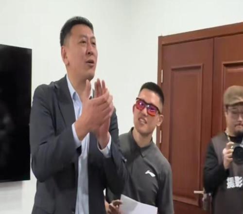 同曦勝深圳，老板更衣室肯定全隊(duì)，郭昊文漢茲獲腰帶，氛圍極佳