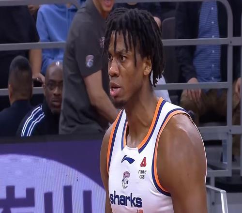 被上海雙殺后！廣東隊(duì)被逼裁掉薩林杰，2米18新大外援馳援杜鋒