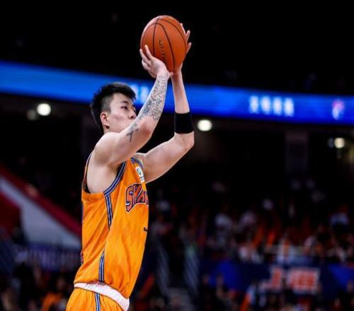 CBA最新排名出爐！上海廣廈并駕齊驅(qū)，廣東掉隊(duì)，遼籃兩連勝回暖