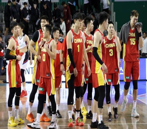 中國男籃集訓(xùn)名單出爐！高詩巖入選，廣東進(jìn)3人，周琦和他落選了