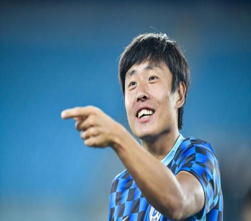 2奪亞冠、4奪中超！37歲鄭龍官宣退役，世俱杯進(jìn)球，至今無人復(fù)制