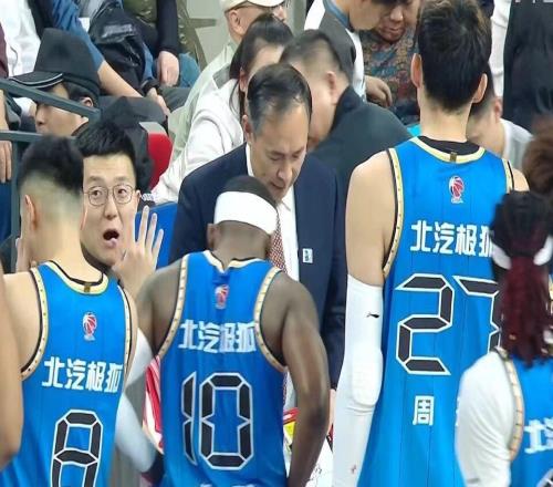 CBA一階段排名！廣東被上海雙殺，北京止敗遼寧連勝山東深圳輸球