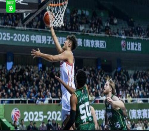 同曦126123雙加時(shí)逆轉(zhuǎn)深圳，郭昊文31+6+10，史密斯空砍44分