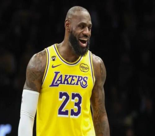 NBA最新排名！兩隊(duì)跟湖人爭第五，西部第二收大禮，勇士連遭打擊