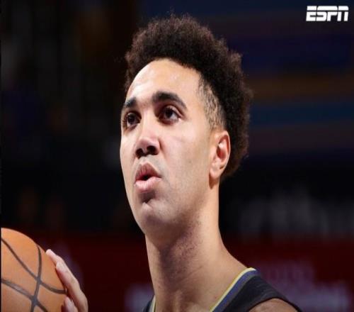 Shams：勇士將杰克遜戴維斯交易至猛龍，換回湖人26年次輪簽