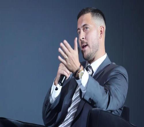 阿扎爾：我小時候是米蘭球迷C羅和梅西這個時代最棒的球員