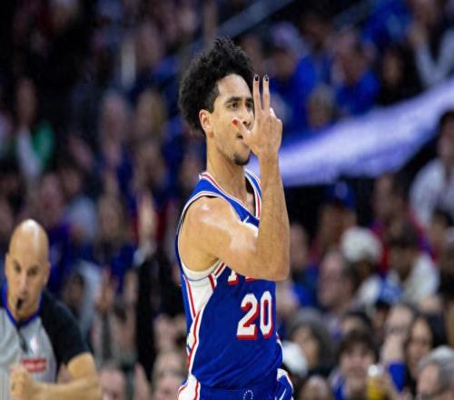 從冠軍中鋒到流浪漢！僅一夜，7大交易官宣，誕生3大贏家3個(gè)輸家